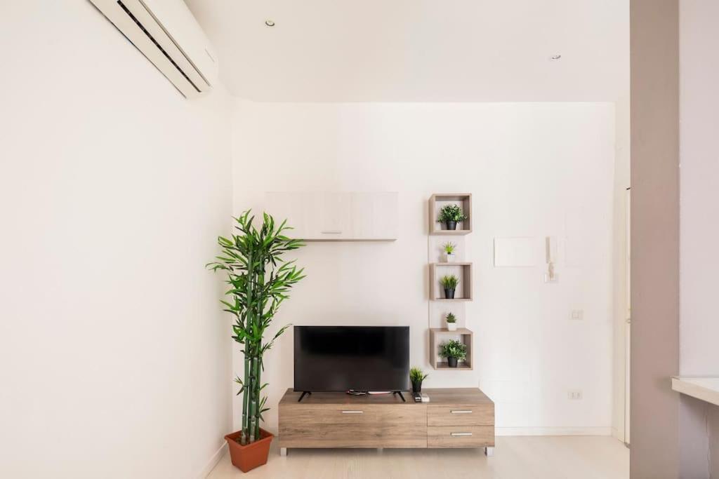 Roma -Stazione Tiburtina•Metro•Wi-Fi•Netflix Apartment Exterior photo